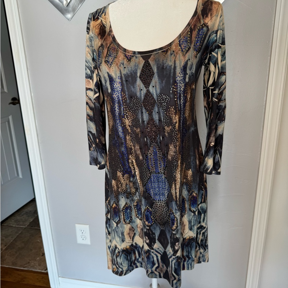 Women’s Allie Ollie multi-length dress. Size Medium